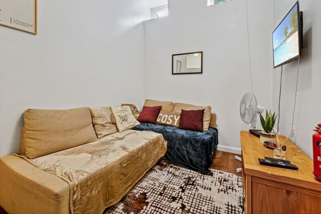 Two Bedroom With Patio Close To Hyde Park Ed4 Londra Esterno foto