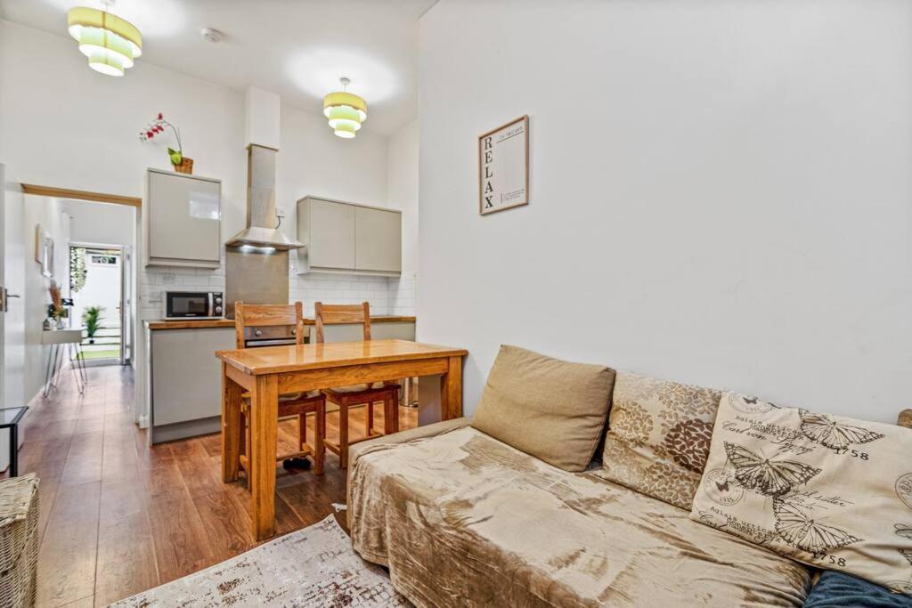 Two Bedroom With Patio Close To Hyde Park Ed4 Londra Esterno foto