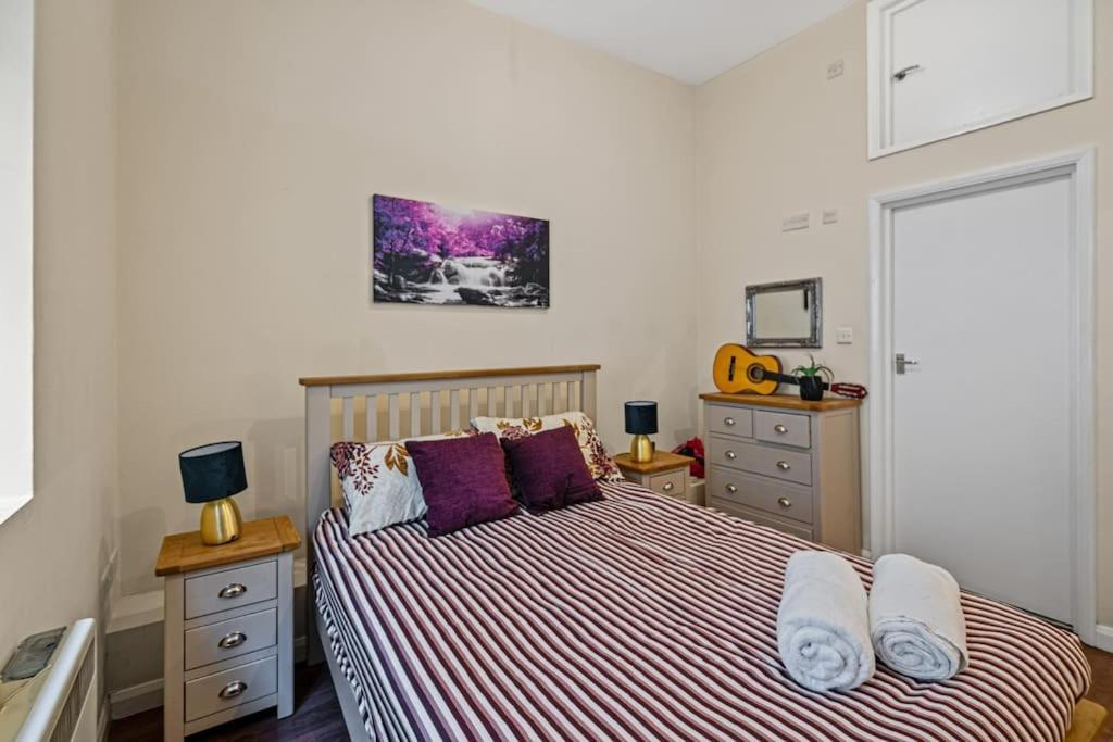 Two Bedroom With Patio Close To Hyde Park Ed4 Londra Esterno foto