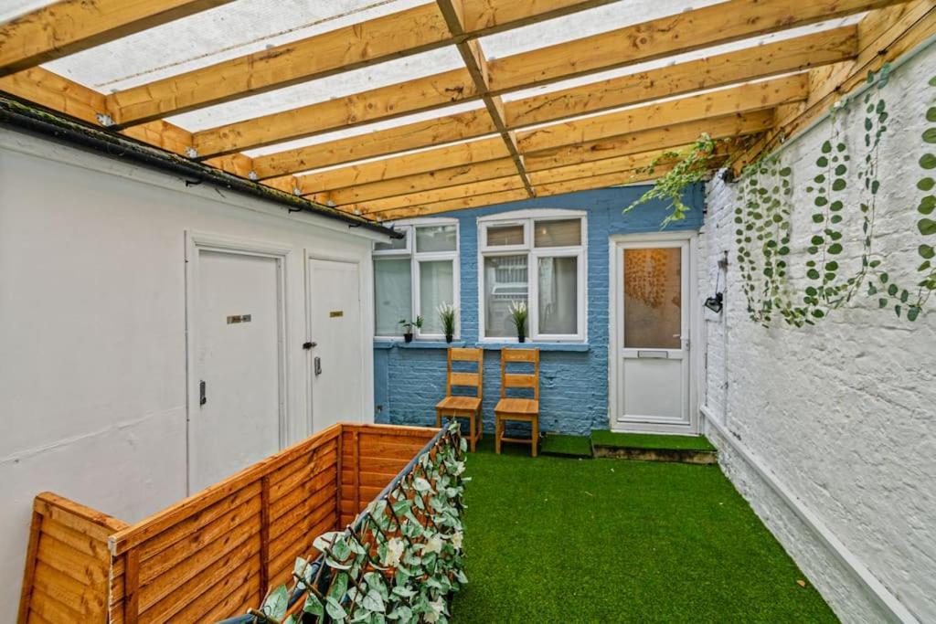 Two Bedroom With Patio Close To Hyde Park Ed4 Londra Esterno foto